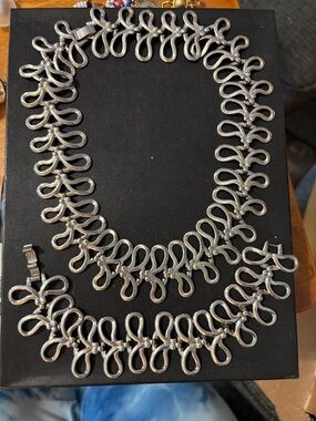 Silver Loop Link Necklace and Bracelet Set not not real silver